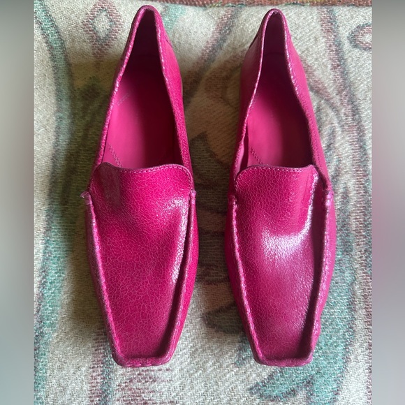 Kenneth Cole New York Shoes - Kenneth Cole hot pink leather driving moccasins or loafers